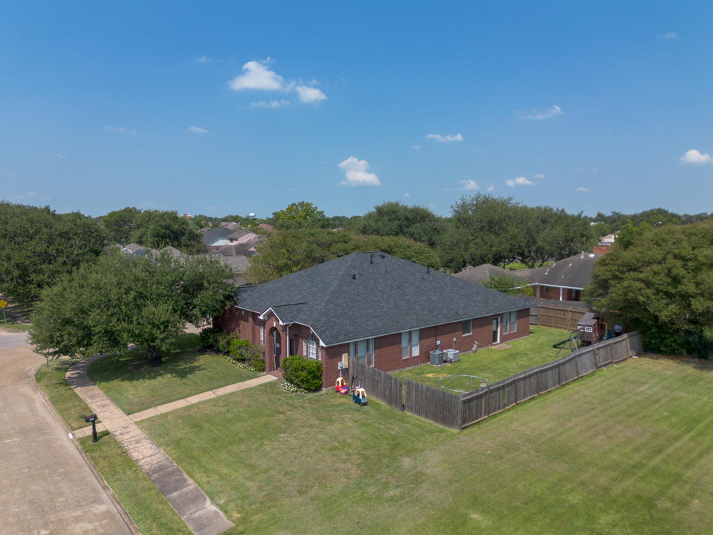 Large Spacious Home in Houston — photo 1